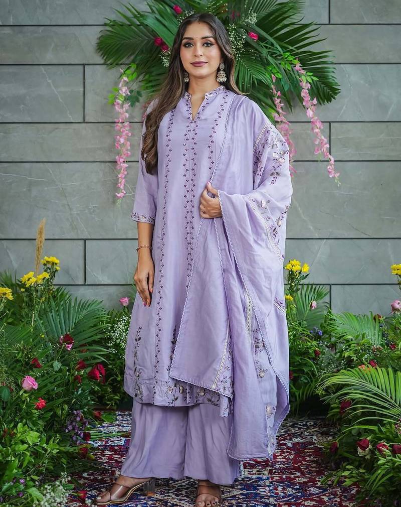 Lavender mulsin cotton embroidered kurta set with dupatta & palazzo