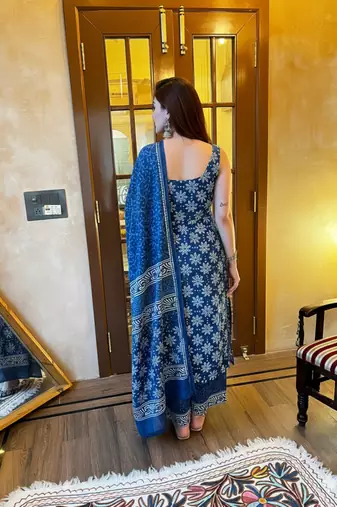 Elegant blue printed rayon kurta set with dupatta & pant