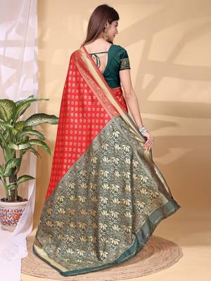 Red and green color weaving jacquard traditional saree with blouse piece 2