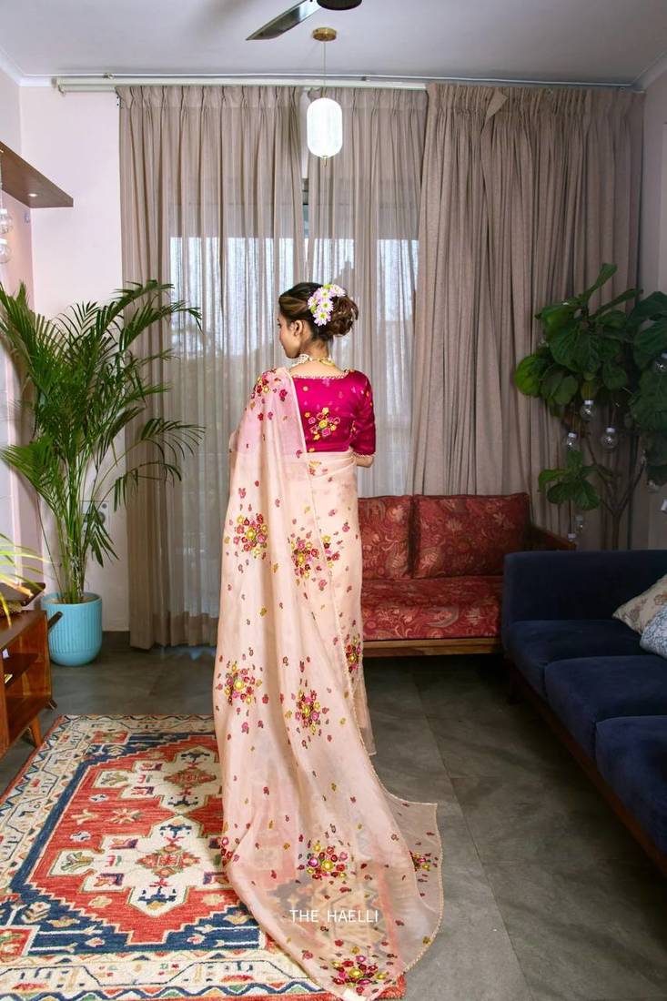 New Soft Tabi Flower Print With Handwork Cut Dana Work Saree With Blouse Set For Women's