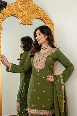 silk blend gharara embroidered set  4