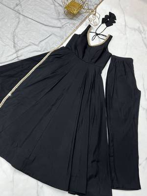black sleeveless anarkali  2