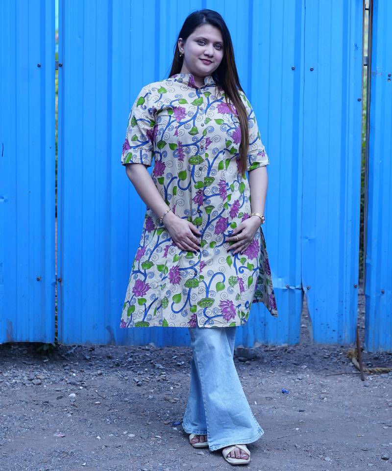 Off White Kalamkari A Line Band Collar Kurti
