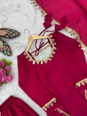 vibrant fuchsia pink crepe salwar suit  2