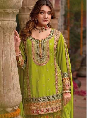 lime green embroidered straight kurta set 2