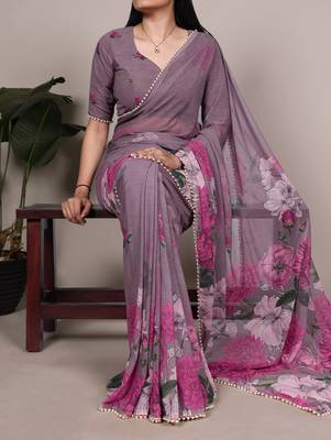 Grey weightless marble and floral printed georgette saree with unstitched blouse 1