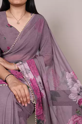 Grey weightless marble and floral printed georgette saree with unstitched blouse
