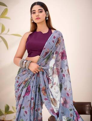 Grey lurex brasso floral printed saree with unstitched blouse 4