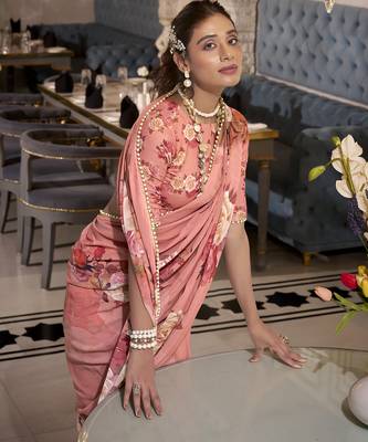 Orange spectacular georgette printed with pearl lace saree with unstitched blouse 5