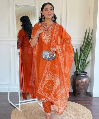 Rust embroidered viscose straight kurta set with printed dupatta & pant for women 3