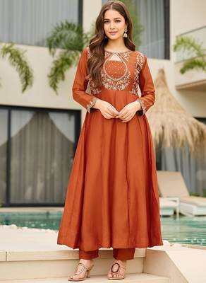 Rust embroidered anarkali vichitra silk kurta set with dupatta & pant 5