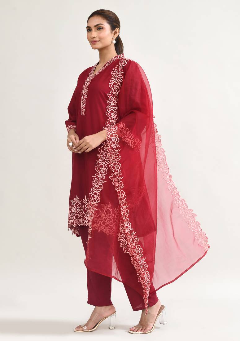 Mehroon muslin embroidered kurta, organza embroidered dupatta muslin full set