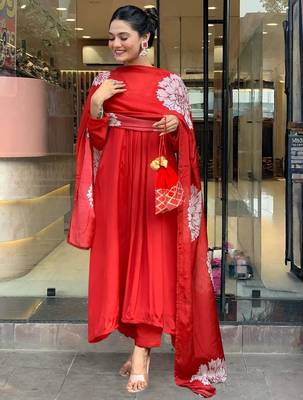  red chinon straight kurta set with floral printed dupatta & pant 3