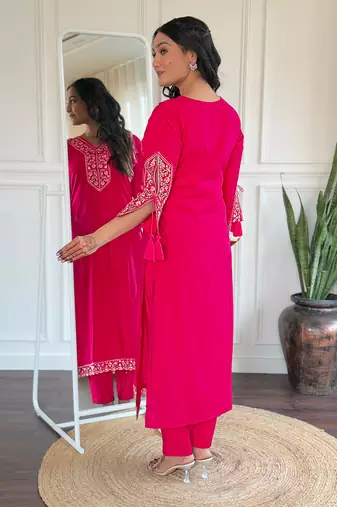 Pink embroidered viscose straight kurta set with printed dupatta & pant for women