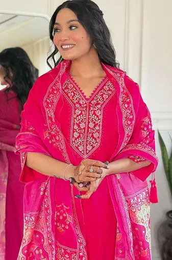 Pink embroidered viscose straight kurta set with printed dupatta & pant for women