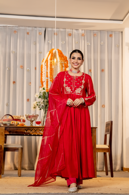  red embroidered chanderi silk blend anarkali kurta set with dupatta & pant for women 1