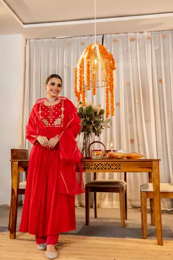  red embroidered chanderi silk blend anarkali kurta set with dupatta & pant for women