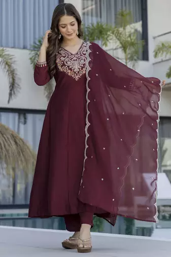 Graceful maroon embroidered chinon kurta set with dupatta & pant