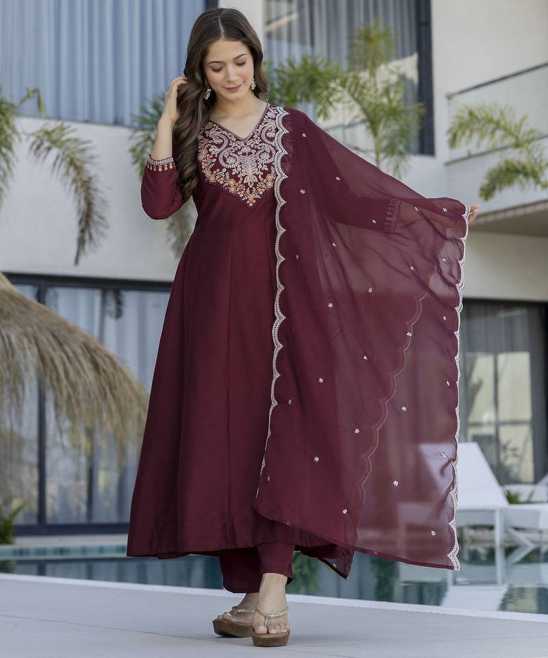 Graceful maroon embroidered chinon kurta set with dupatta & pant