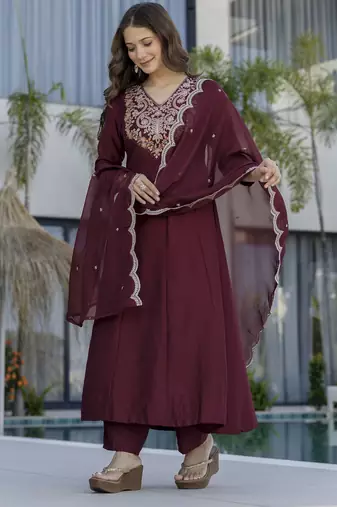 Graceful maroon embroidered chinon kurta set with dupatta & pant