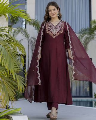  maroon embroidered chinon kurta set with dupatta & pant 5