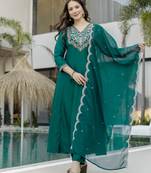 Graceful green embroidered chinon kurta set with dupatta & pant