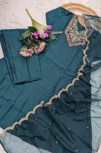  green embroidered chinon kurta set with dupatta & pant