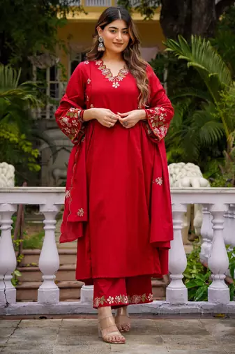  red embroidered chanderi silk blend kurta set with dupatta & pant for women