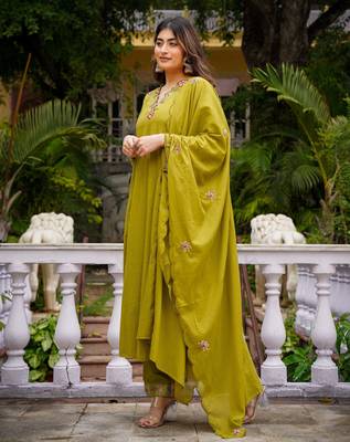  olive green embroidered chanderi silk blend kurta set with dupatta & pant for women 3