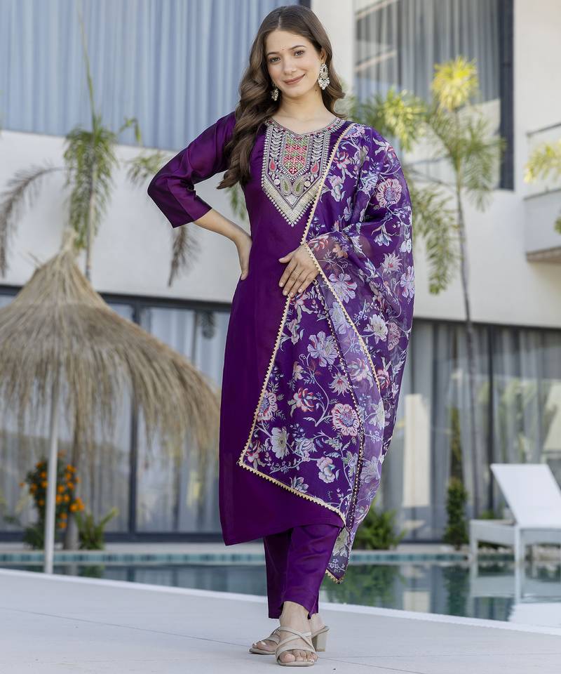 Purple embroidered chanderi cotton kurta set with dupatta & pant