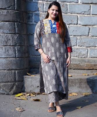 grey printed kurti with patchwork kurta set 1