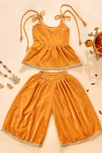 Yellow velvet solid peplum top with palazzo