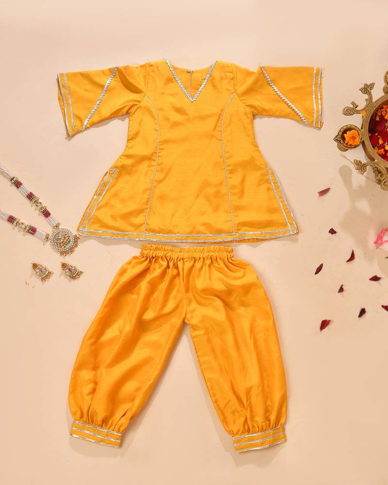 Yellow modal solid kurta with salwar
