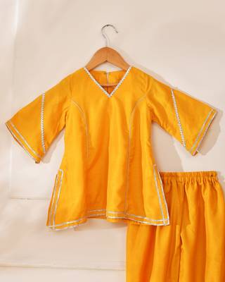 Yellow modal solid kurta with salwar 3
