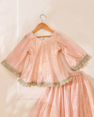 Pink silk stripes kurta with lehenga 4