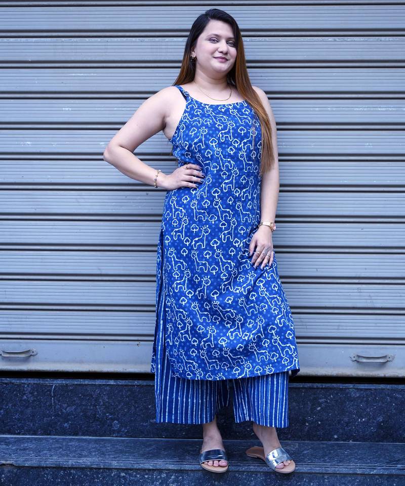 indigo printed sleeveless kurti with striped kurta set