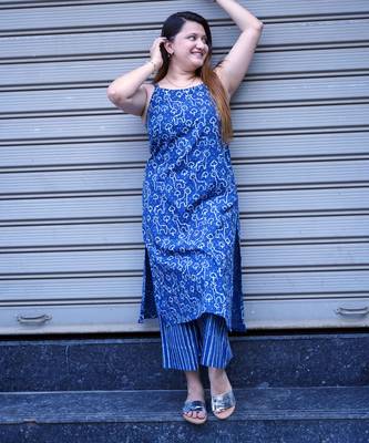 indigo printed sleeveless kurti with striped kurta set 3