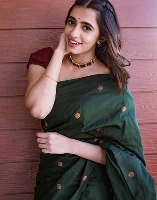 Green maroon silk blend banarasi saree with unstitched blouse piece 2