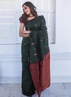 Green maroon silk blend banarasi saree with unstitched blouse piece 5