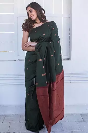 Green maroon silk blend banarasi saree with unstitched blouse piece