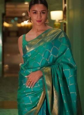 Sea green silk blend banarasi saree with unstitched blouse piece 3