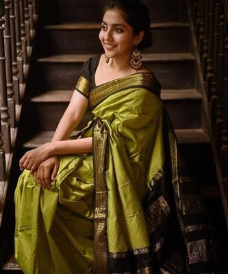 Parrot green silk blend banarasi saree with unstitched blouse piece 1