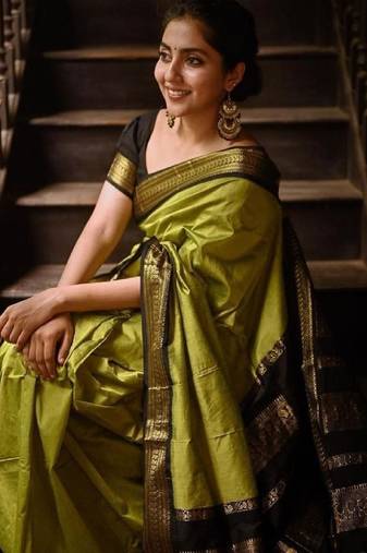 Parrot green soft silk blend banarasi jacuard work designer party wear saree with unstitched blouse piece