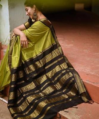 Parrot green silk blend banarasi saree with unstitched blouse piece 4