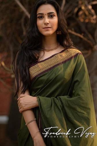 Mehendi red soft silk blend banarasi jacuard work designer party wear saree with unstitched blouse piece