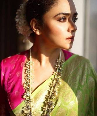 Parrot pink silk blend banarasi saree with unstitched blouse piece 5