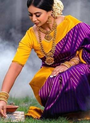 Purple mustard silk blend banarasi saree with unstitched blouse piece 3