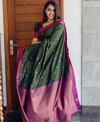 Green silk blend banarasi saree with unstitched blouse piece 1
