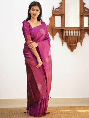 Wine silk blend banarasi saree with unstitched blouse piece 3