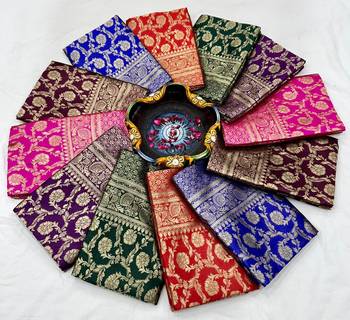 Wine silk blend banarasi saree with unstitched blouse piece 2